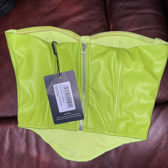 Pretty little thing corset - Picture 2 of 3